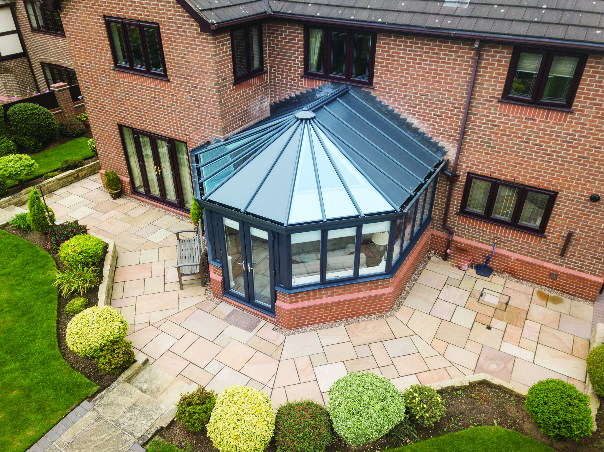 Understanding the Difference Between a Conservatory and an Extension