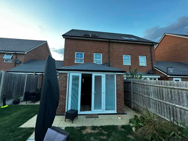 Warm Conservatories Roofs prices Leighton Buzzard